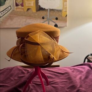 Elegant Mustard Yellow Hat with Ribbon Detail 100% wool